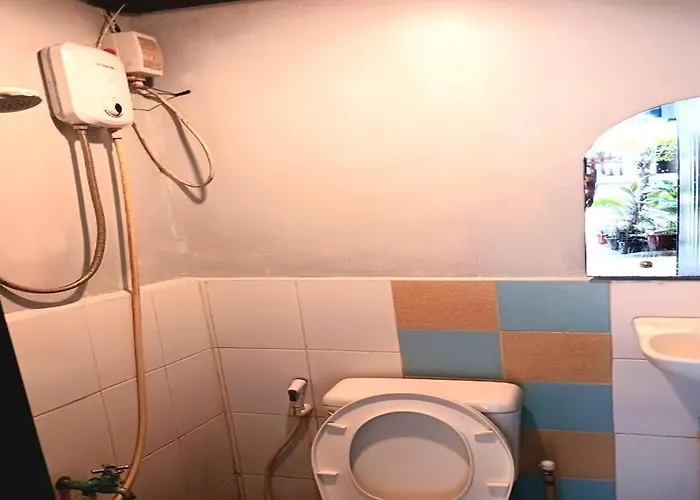 Hometel Barrio House Mactan Lapu-Lapu City